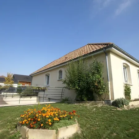 Modern Furnishings Quiet And Comfortable House 10 Minutes From Troyes Tatil Evi