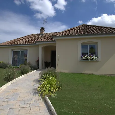 Modern Furnishings Quiet And Comfortable House 10 Minutes From Troyes